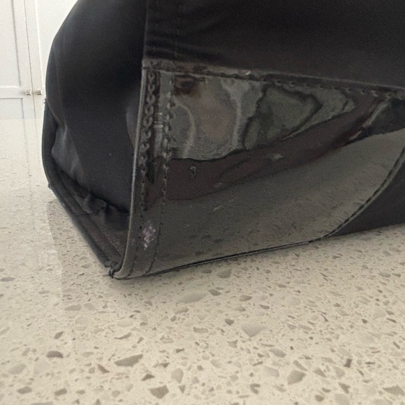 Tory Burch Black Large patent tote bag. Good condition, used only a few times. - Picture 7 of 8